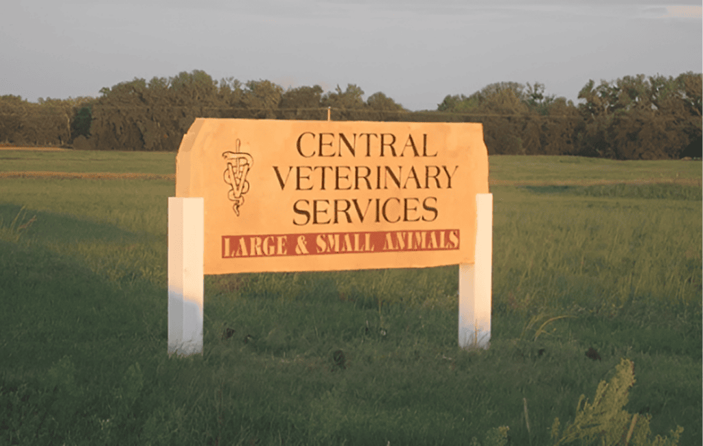 Central Veterinary Services sign outdoors